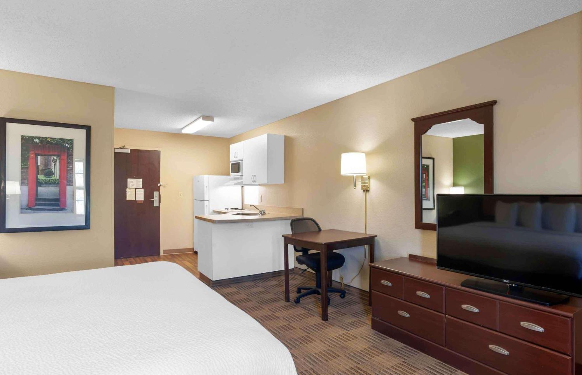 Extended Stay America Suites - Columbia - Stadium Blvd Екстер'єр фото